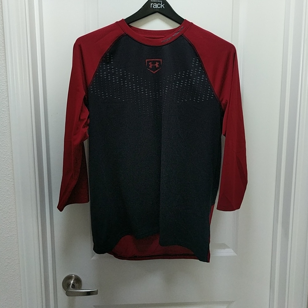 Under Armor 3/4 sleeve dri fit shirt